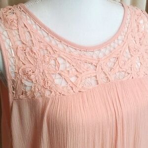 Size 1X Solitaire Light Pink Top